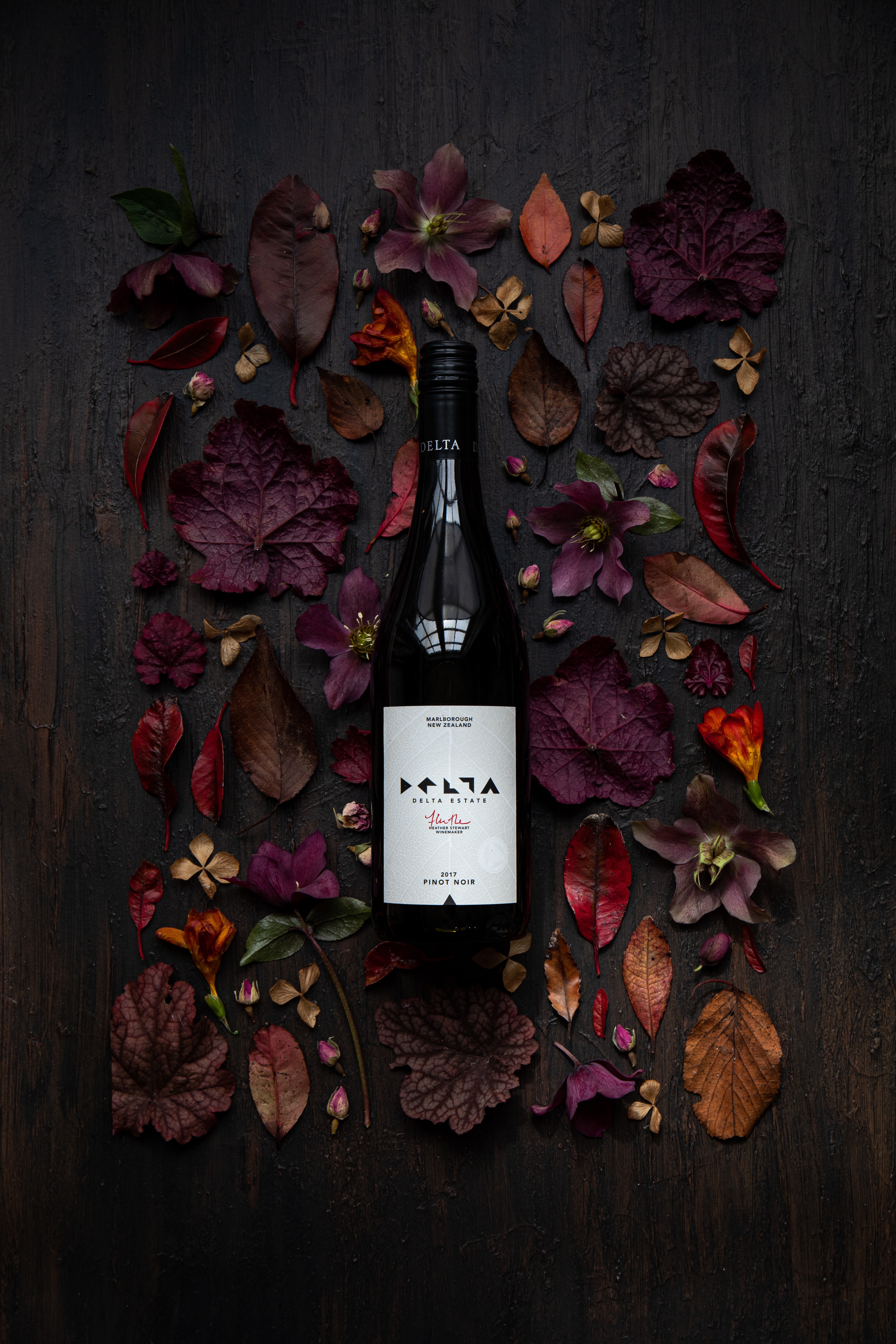 Delta Estate Wines Pinot Noir Packaging Design